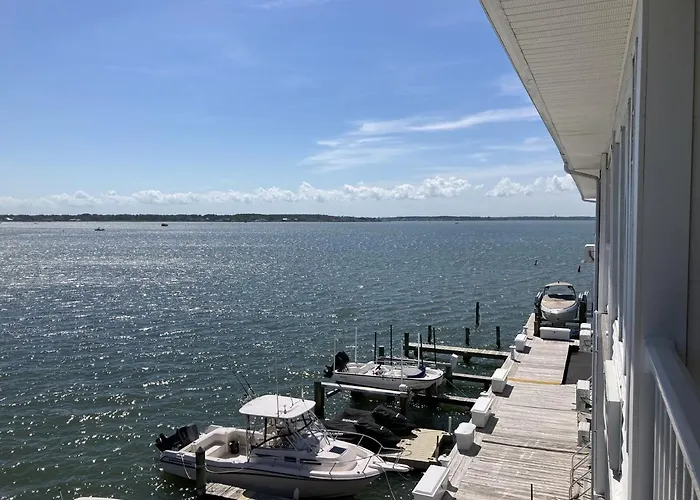 Marina 23 On The Bay Appartement